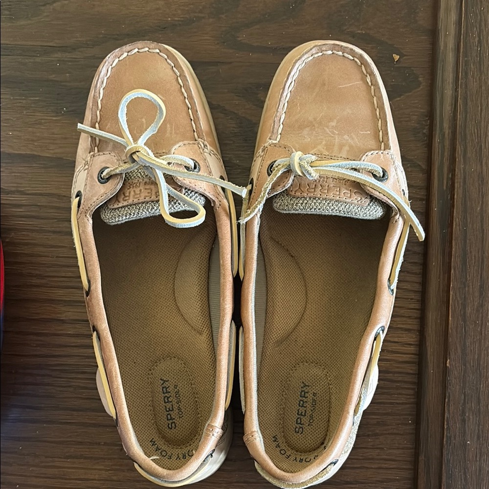 Sperry women’s top sider boat shoes